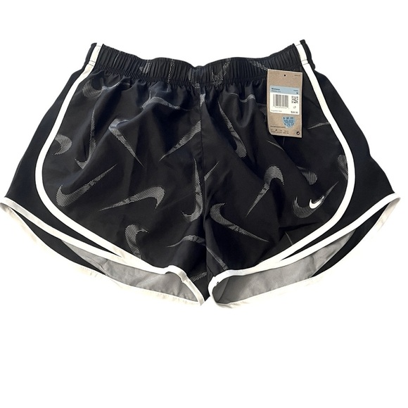 Nike Tempo Swoosh Running Shorts Women’s Medium Tennis Pickleball NWT - Picture 1 of 8